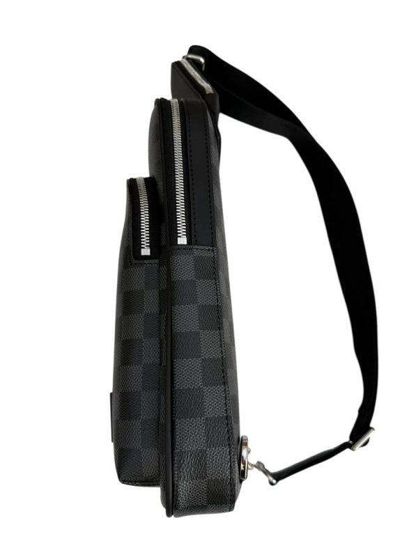 Louis Vuitton Avenue Sling Bag - obrazek 4