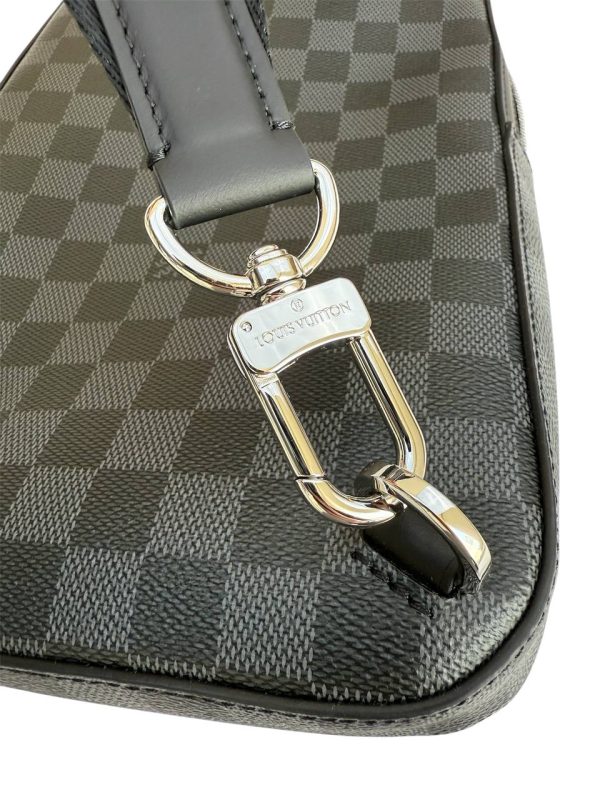 Louis Vuitton Avenue Sling Bag - obrazek 7