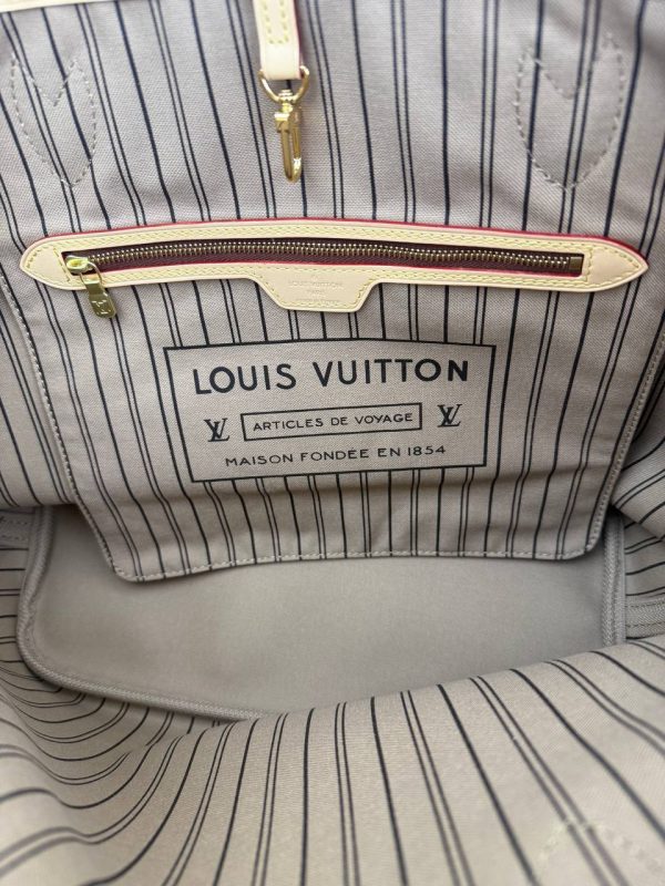 Louis Vuitton Neverfull Monogram - obrazek 11