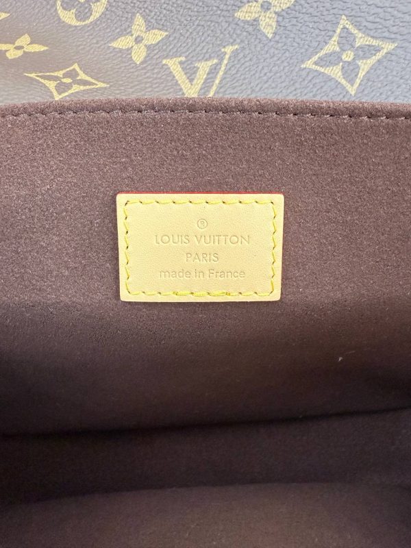 Louis Vuitton Pochette Métis Monogram – Image 7