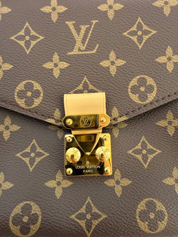 Louis Vuitton Pochette Métis Monogram – Image 8